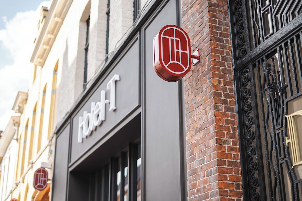 Hotel T — Waregem