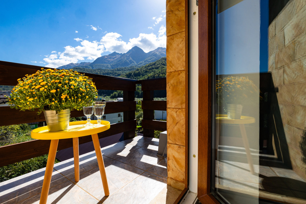 Lunniy - carbon neutral hotel in Sochi