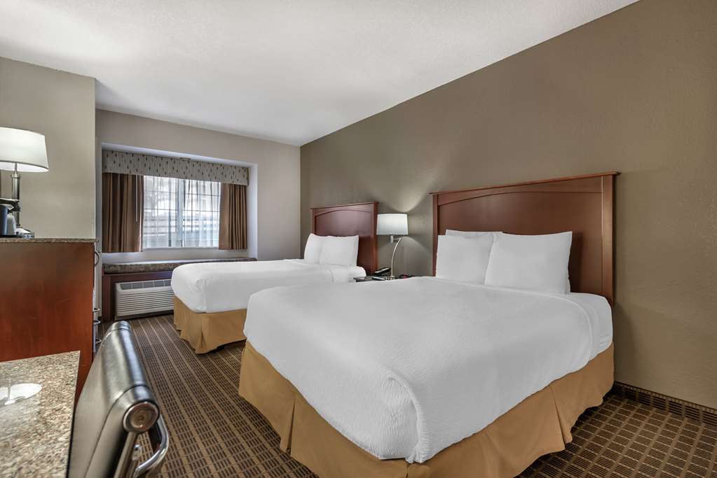 Best Western Plus Peak Vista Inn & Suites - photo 33