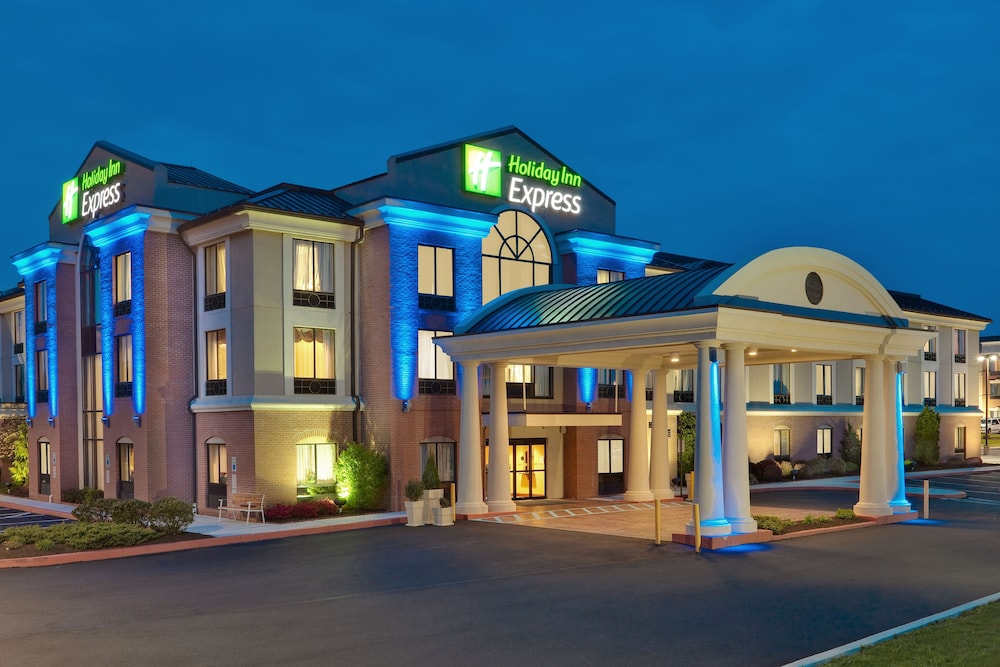 Holiday Inn Express and Suites Quakertown