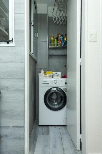 Departamento Recoleta hasta 5 personas Arenales — 4-Star Luxury Hotel in Buenos Aires, Argentina