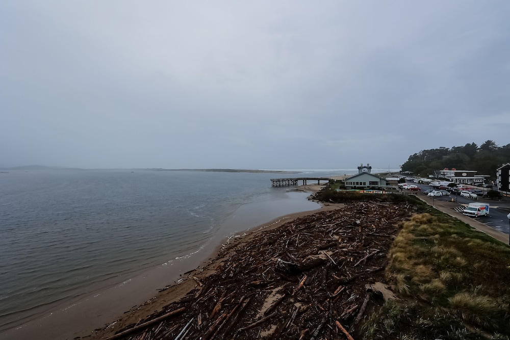 Siletz Bay Beachfront Hotel by OYO Lincoln City - photo 126