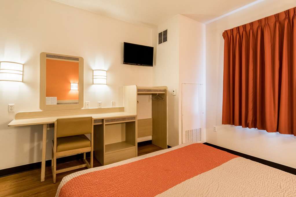 Motel 6 Newport TN - photo 10