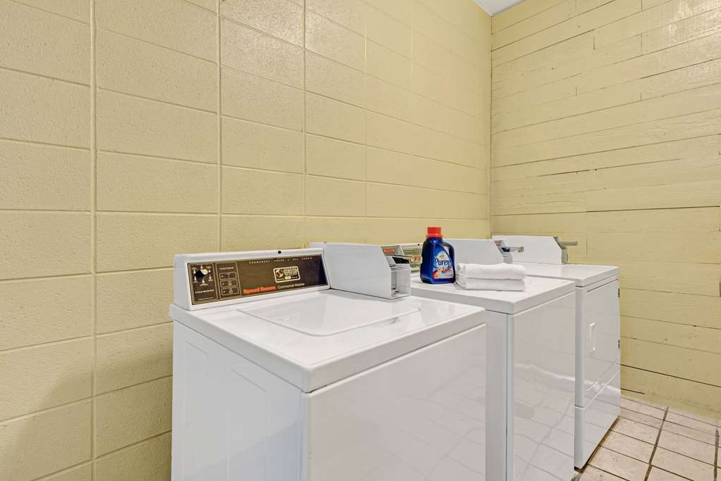 Super 8 by Wyndham Indianapolis South - photo 26