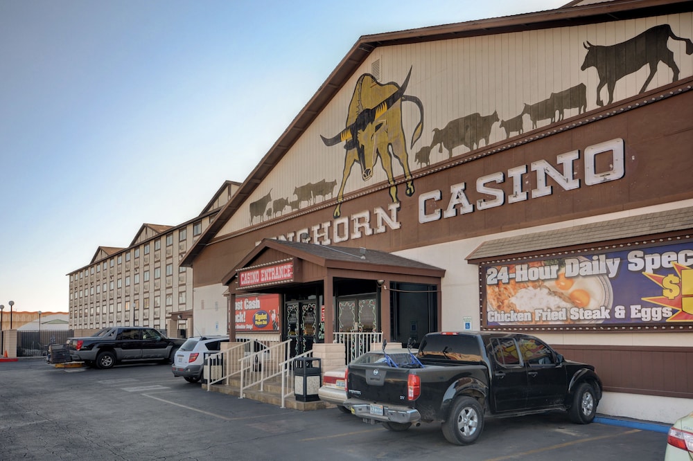 Longhorn Casino & Hotel - photo 30