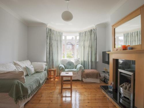 Spacious Home in Windsor with Parking & Garden Pass the Keys — 4-Star Luxury Hotel in Windsor, United Kingdom