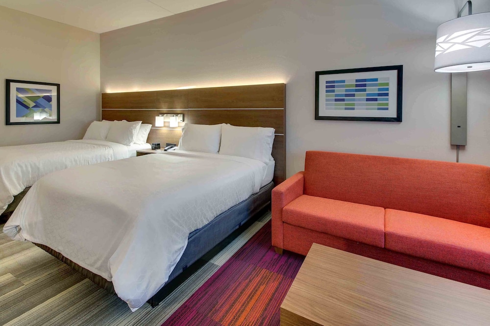 Holiday Inn Express & Suites Nashville Metrocenter Downtown by IHG - photo 14