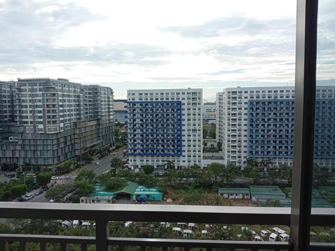Happystaywithus — Manila — photo 3