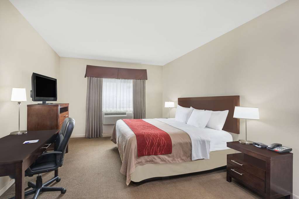 Baymont by Wyndham Columbus - photo 8