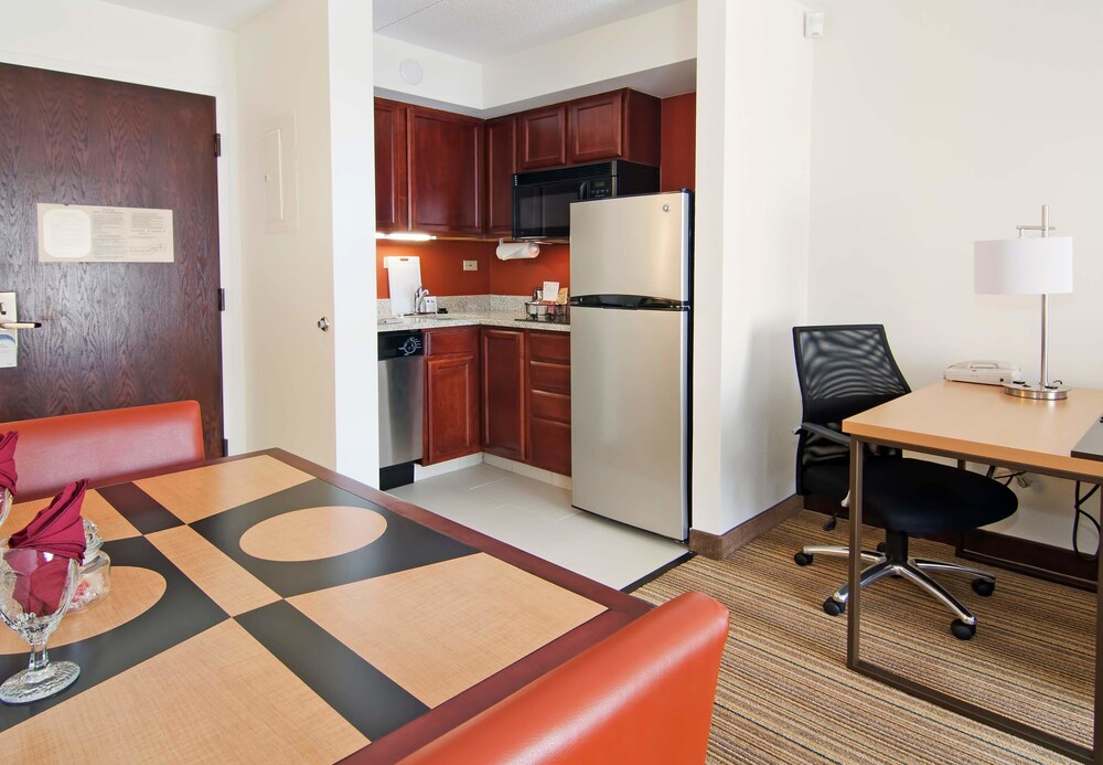 Residence Inn by Marriott Minneapolis Edina - photo 32