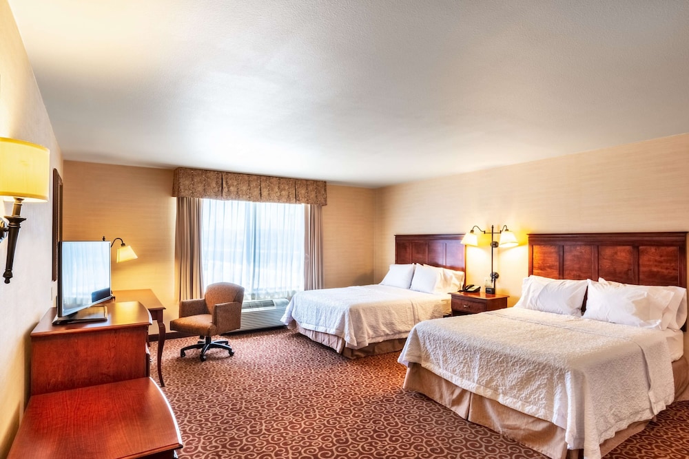 Hampton Inn Rawlins - photo 54