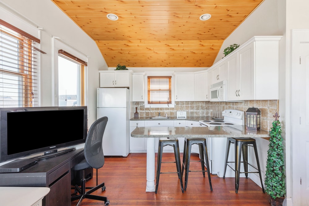 The Palms Hotel Fire Island - photo 44