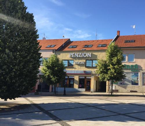 Byron in Zlate Moravce, Slovakia