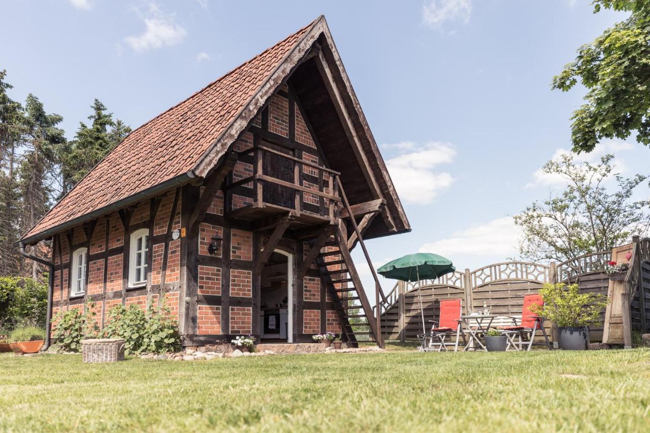 Fachwerk Treppenspeicher Ruhe auf dem Land Haustiere willkommen Leihfahrräder 24 7 check in — hotel in Kirchlinteln