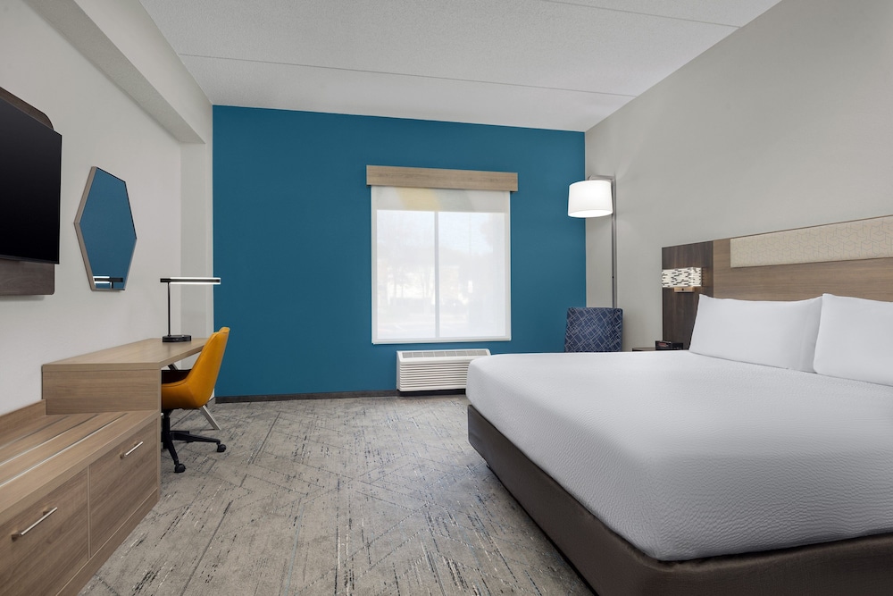 Holiday Inn Express Hotel & Suites Greensboro Airport Area by IHG - photo 6
