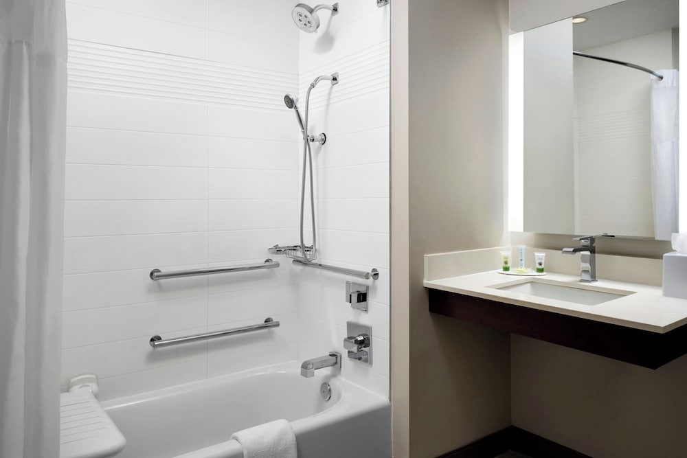 TownePlace Suites New Orleans Downtown Canal Street - photo 25
