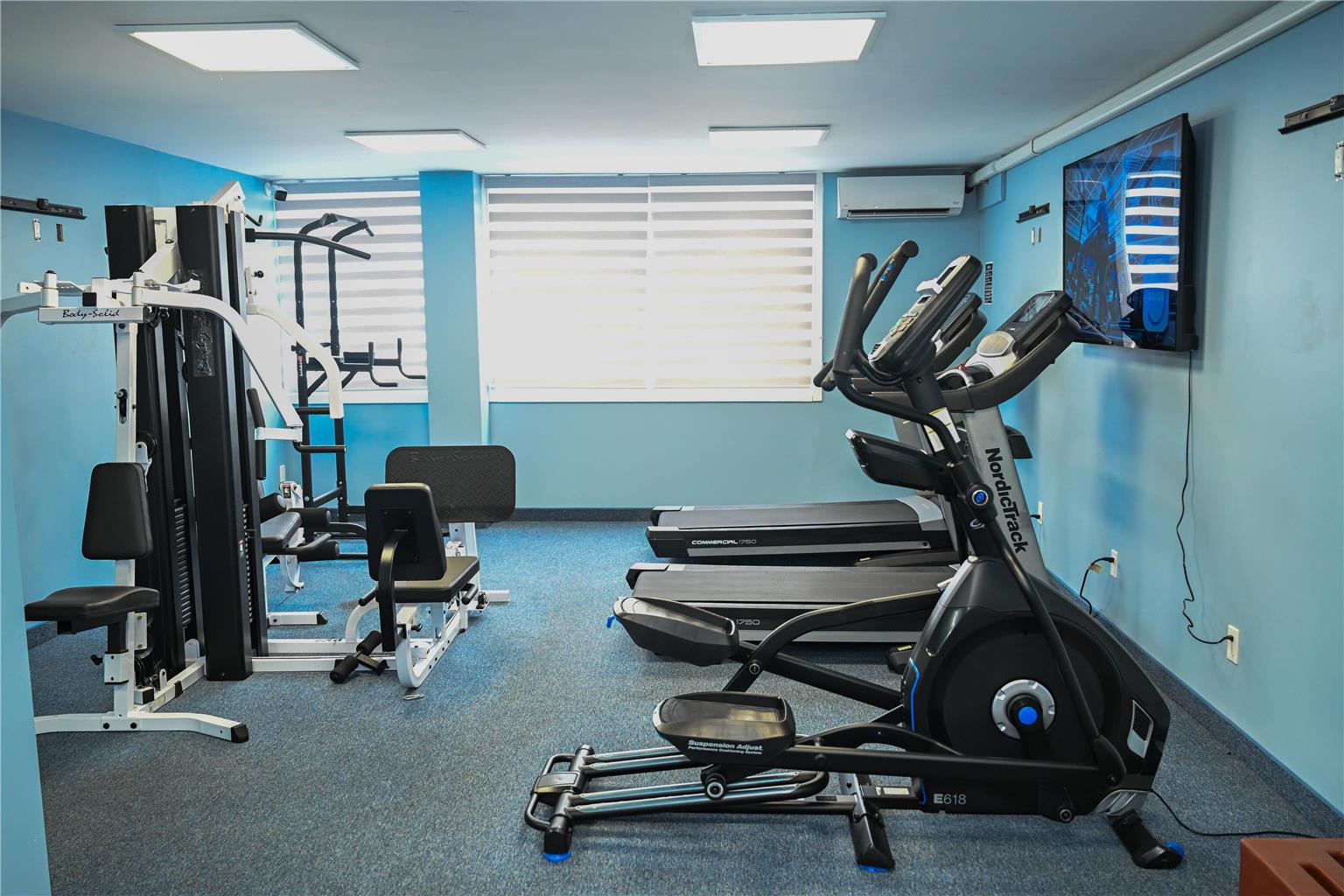 Ramada by Wyndham North Bergen - photo 13