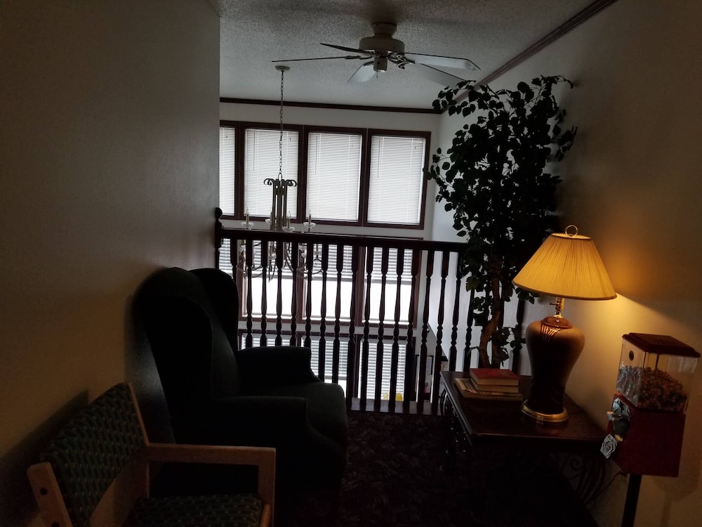 Bilmar Inn & Suites Dell Rapids Near Sioux Falls - photo 126