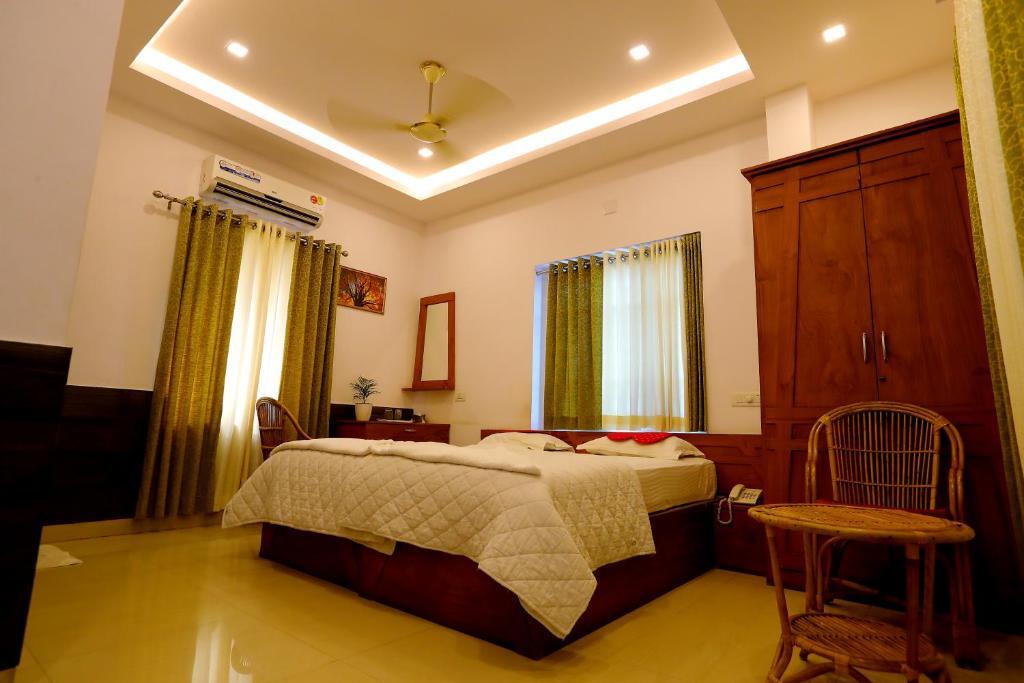 Sapphire Inn - last minute hotel in Cochin