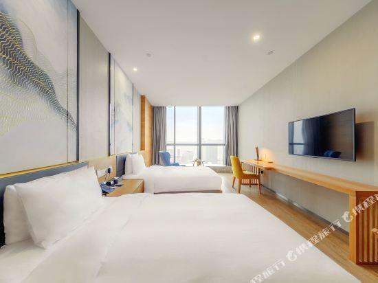 T moon Hotel - carbon neutral hotel in Chongqing