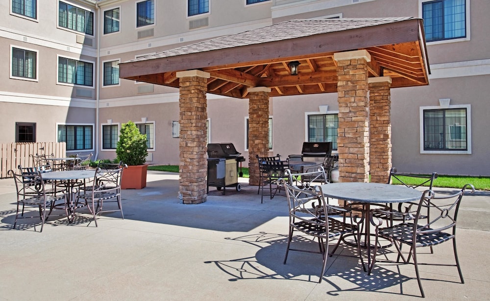 Staybridge Suites O'Fallon Chesterfield by IHG - photo 78