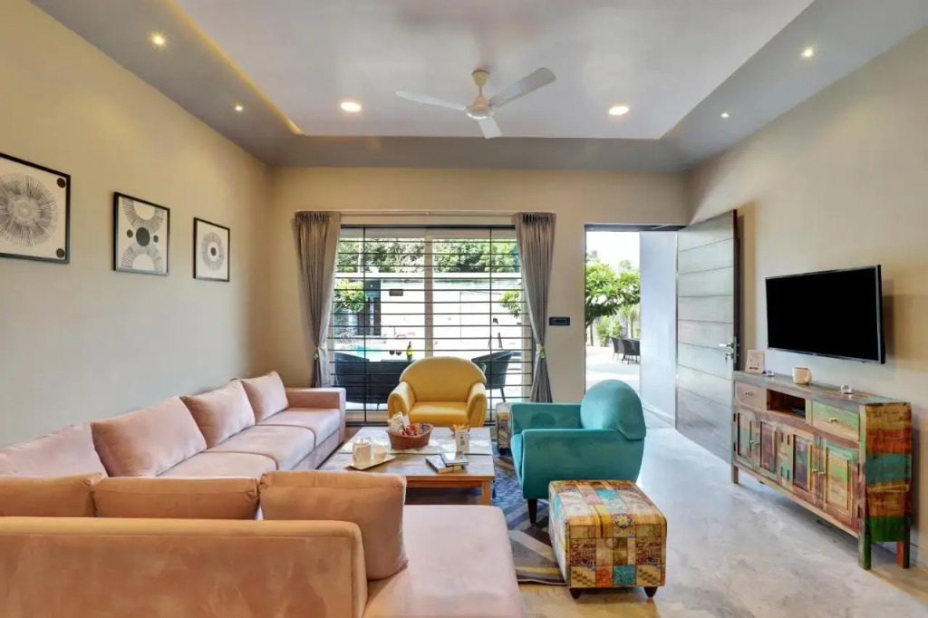 Elivaas Radhyam 2bhk Private Pool Villa — 5-Star Luxury Hotel in Udaipur, India