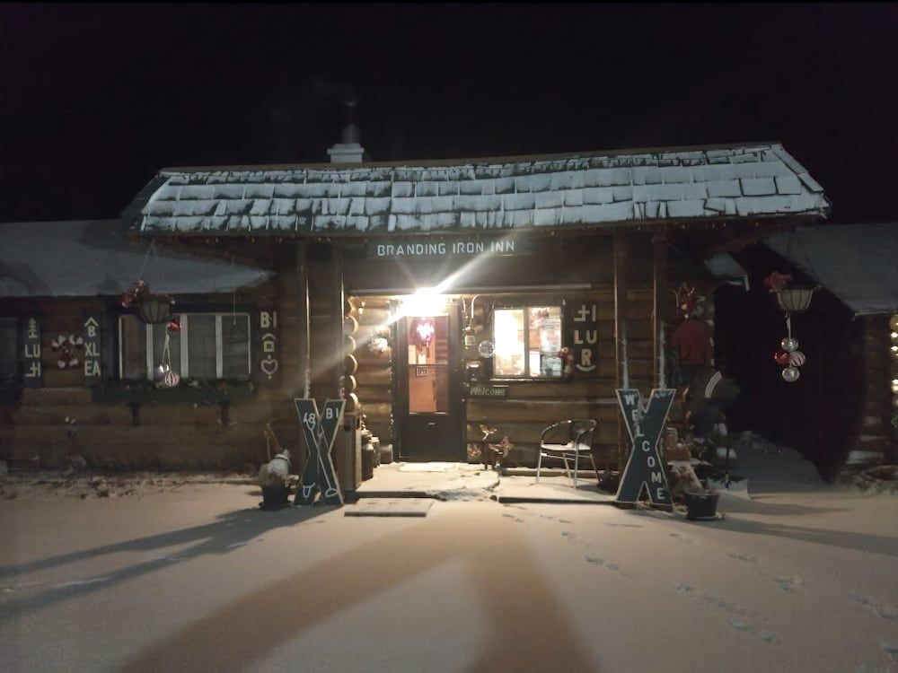 Branding Iron Inn - photo 5