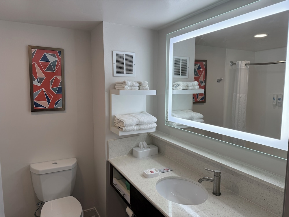 Comfort Inn Darien North Brunswick - photo 37