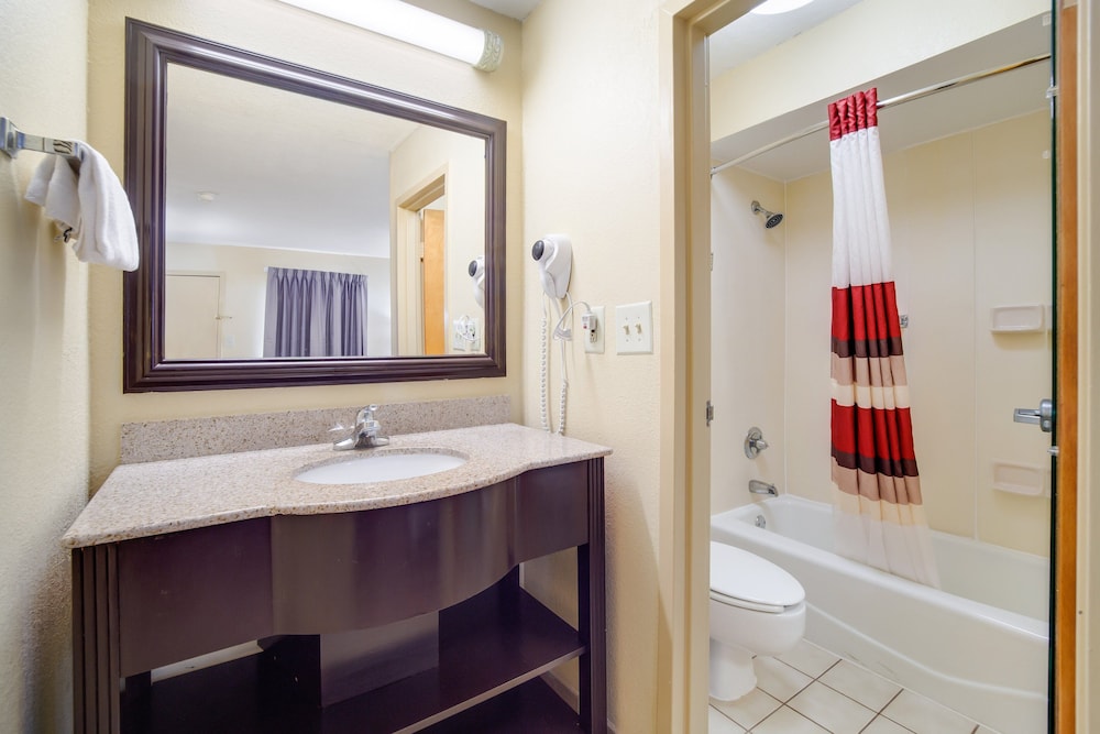 Red Roof Inn Augusta Washington Road - photo 21