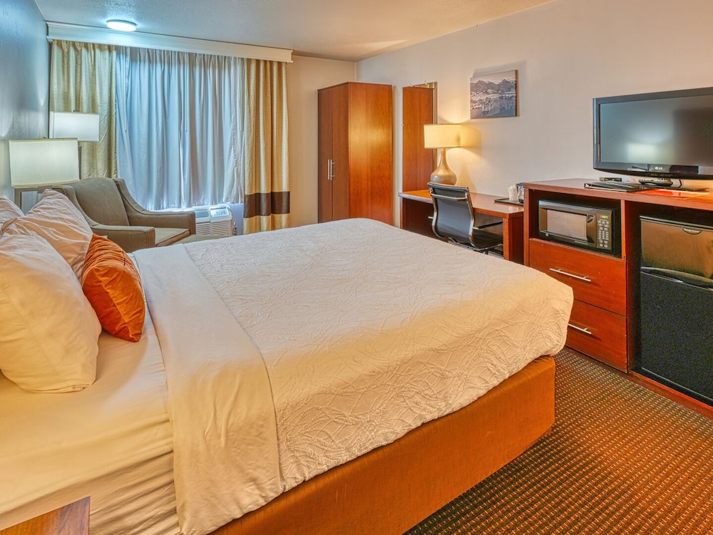 Yellowstone River Inn & Suites - photo 7