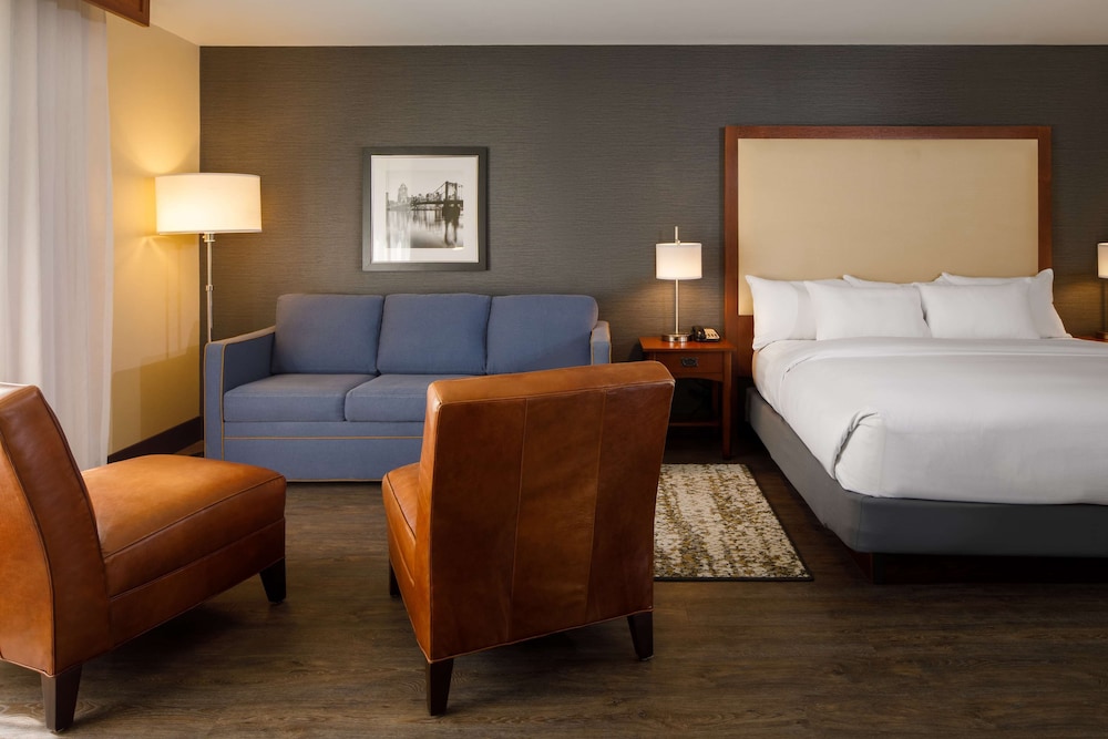 DoubleTree by Hilton Pittsburgh Cranberry - photo 52