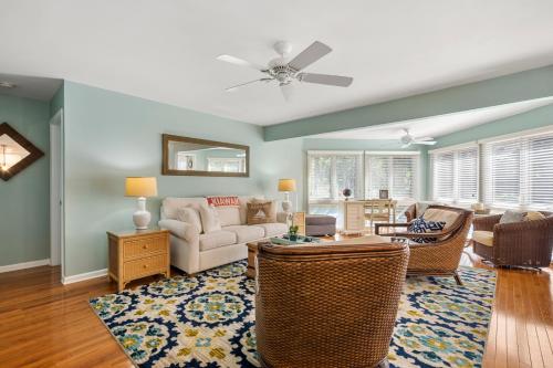 4689 Tennis Club Villa by Akers Ellis Rentals — 4-Star Luxury Hotel in Kiawah Island, United States