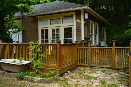 66 Center Studio in Eureka Springs, United States