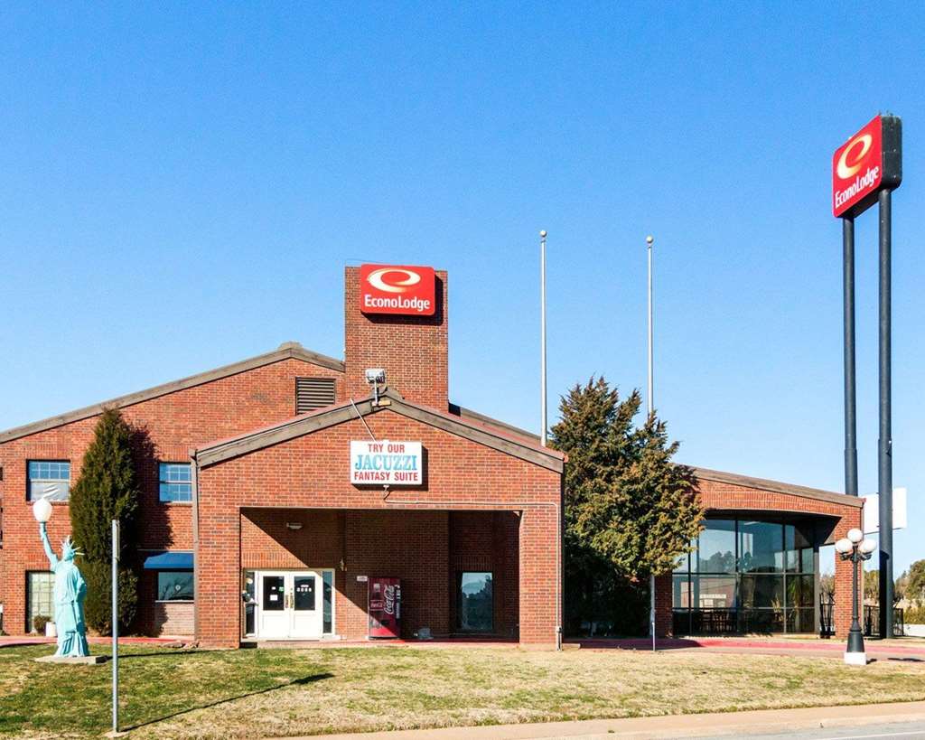 Econo Lodge near Wichita Falls Event Center