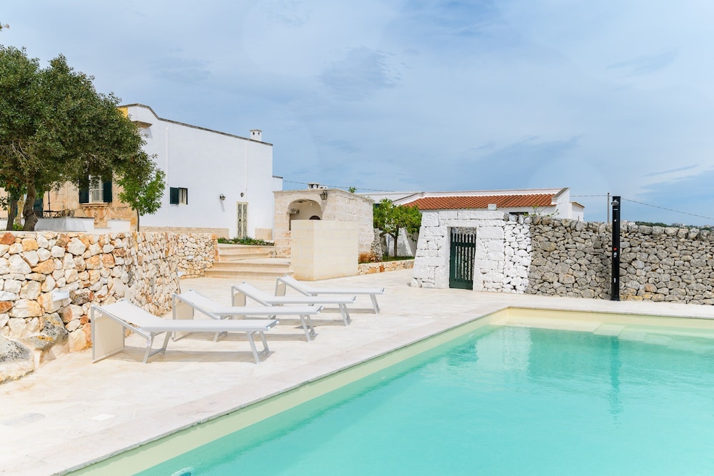 Casina Lamacoppa con Piscina in Ostuni, Italy