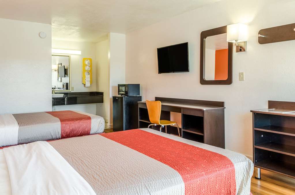 Motel 6 Saraland AL - photo 12