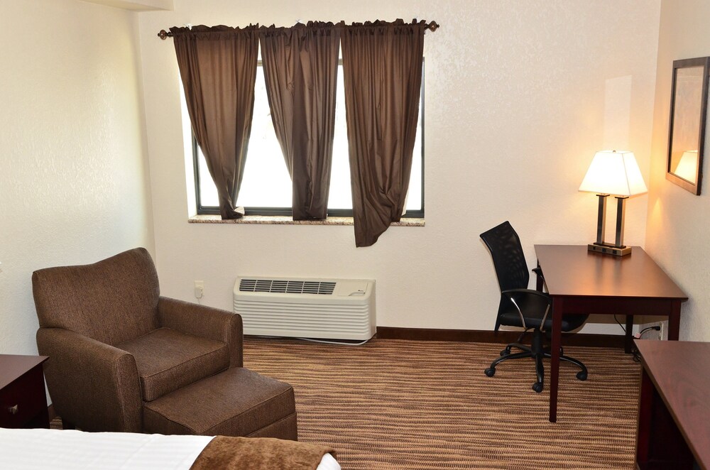 Cobblestone Inn & Suites Clarion - photo 42