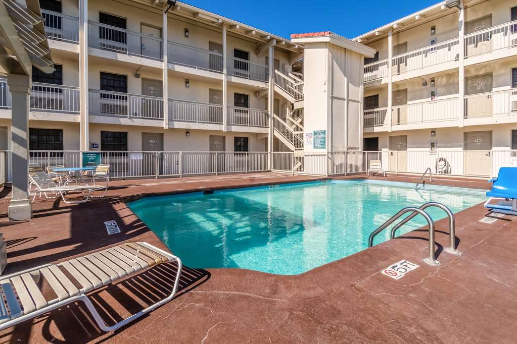 Studio 6 Fort Worth TX West Medical Center - featured photo