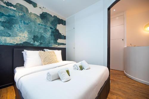 Cosy home Moulin rouge — 4-Star Luxury Hotel in Paris, France