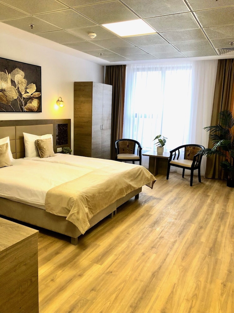 Sir Fundeni Hotel - last minute hotel in Bucharest