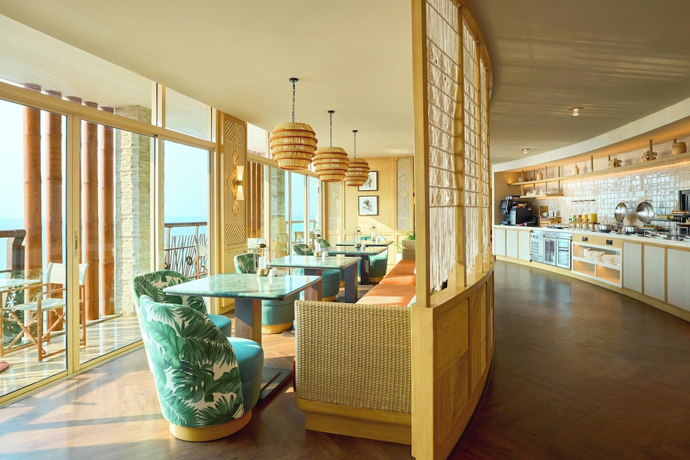 מזון ומשקאות