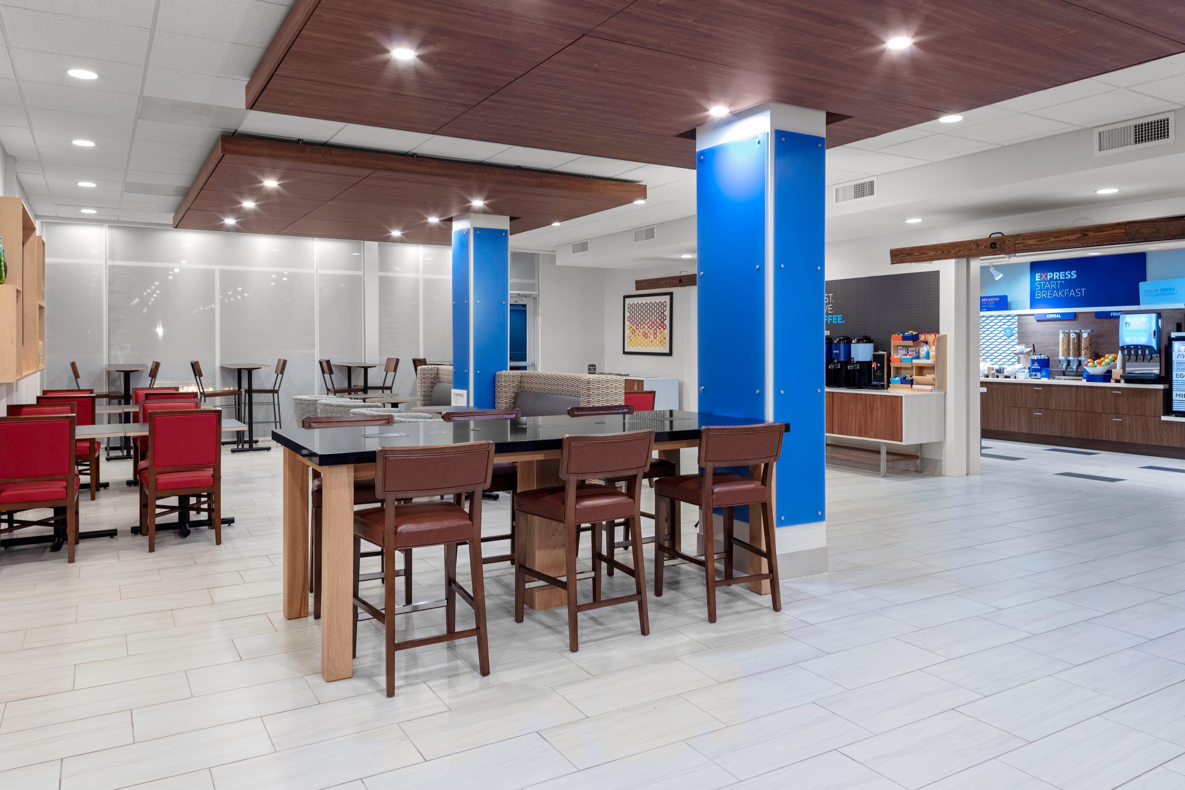 Holiday Inn Express & Suites Wilmington West Medical Park by IHG - photo 26
