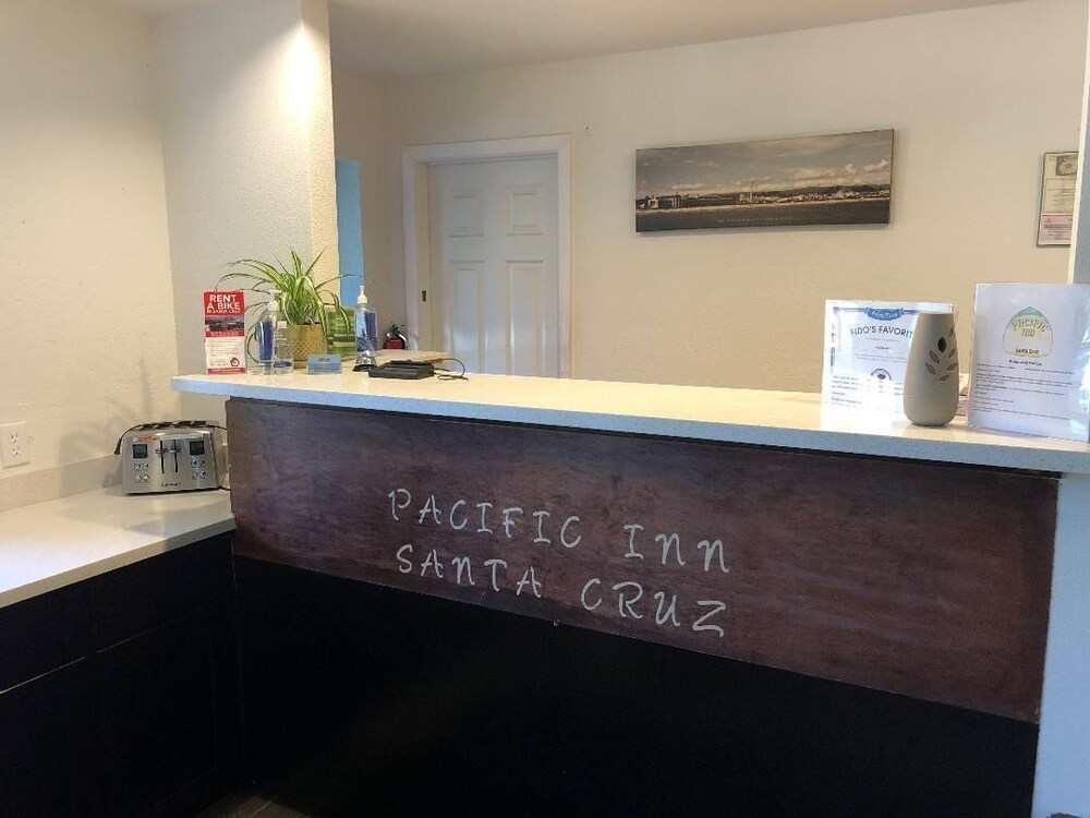 The Aqua Pacific Hotel - photo 2