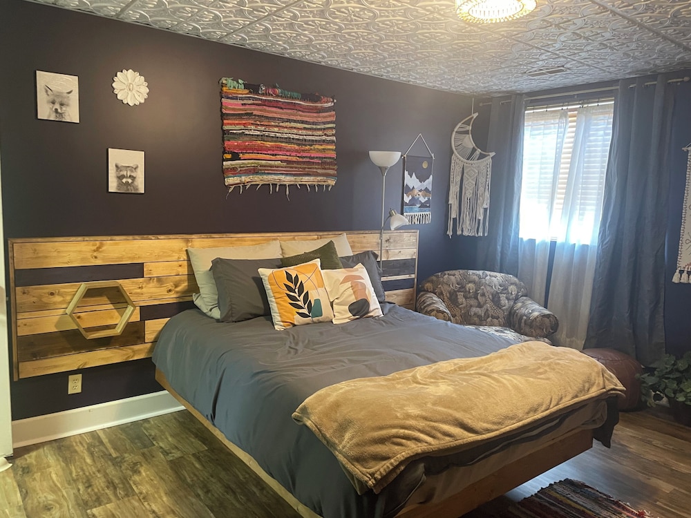 Monroe Street Suites - photo 27