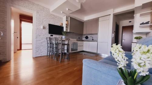Torre Aurora Roma — 4-Star Luxury Hotel in Rome, Italy