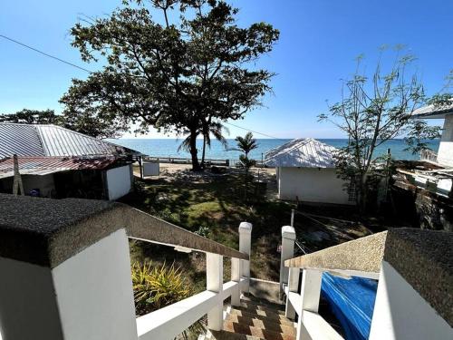 Bobby's Villa Beachfront Paringao La Union — 4-Star Luxury Hotel in Bauang, Philippines