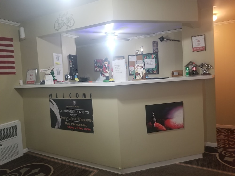 Fiesta City Motel - photo 2