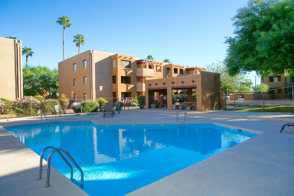 Desert Retreat 1BR by Casago in Tucson, United States