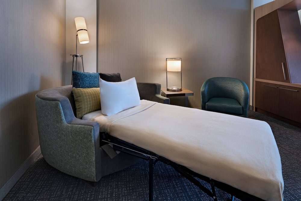 Courtyard by Marriott Jackson Madison - photo 18