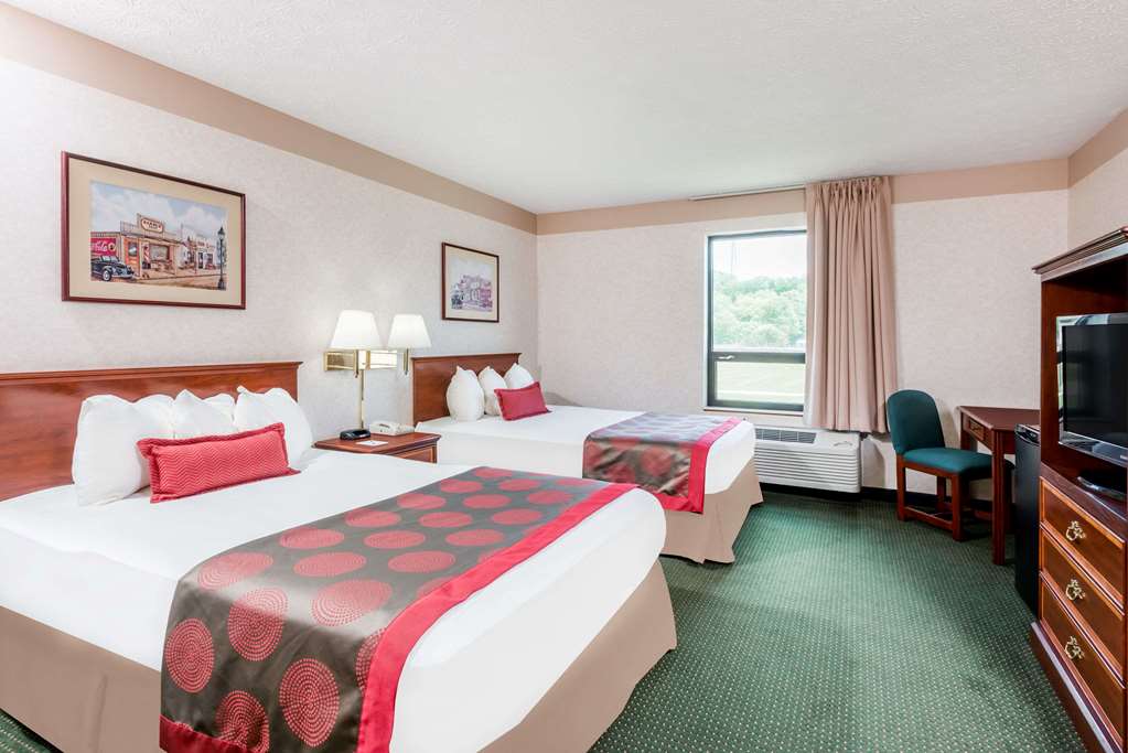 Ramada by Wyndham Strasburg Dover - photo 12